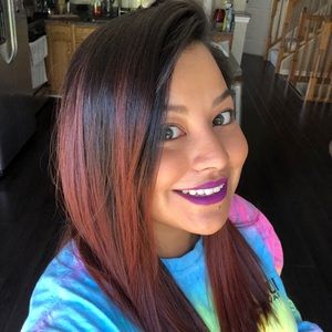 Meet your Posher, Kimberly